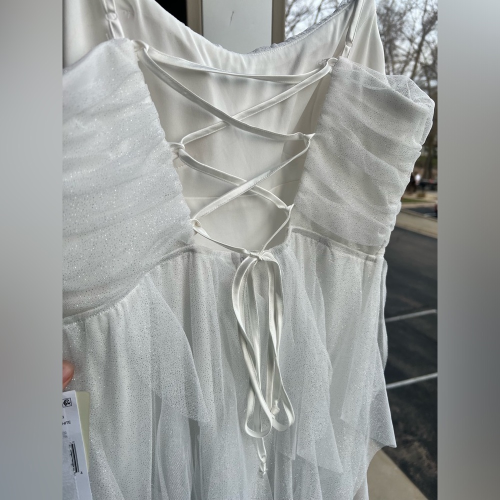 🆕 Pear Culture White Ruffle Women’s Spaghetti Strap Wedding Dress 13/14(S,M) - Picture 5 of 12